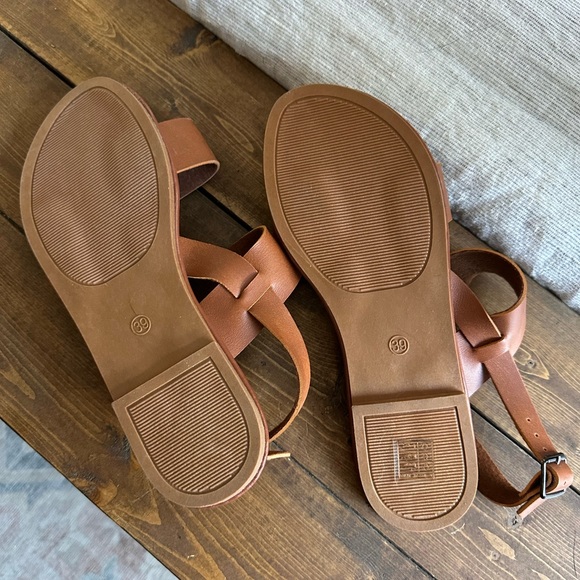 ❌SOLD❌New Brown Sandals size 8.5 (39) - Picture 4 of 4